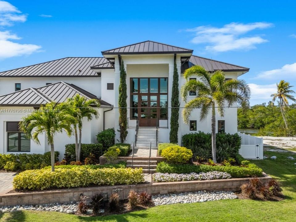 For Sale: $3,990,000 (4 beds, 4 baths, 4285 Square Feet)