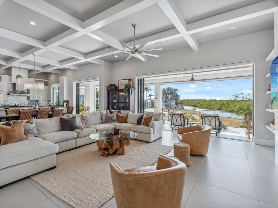 For Sale: $3,990,000 (4 beds, 4 baths, 4285 Square Feet)