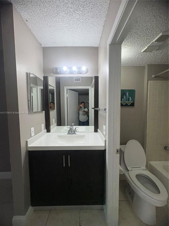 Recently Rented: $1,690 (1 beds, 1 baths, 620 Square Feet)