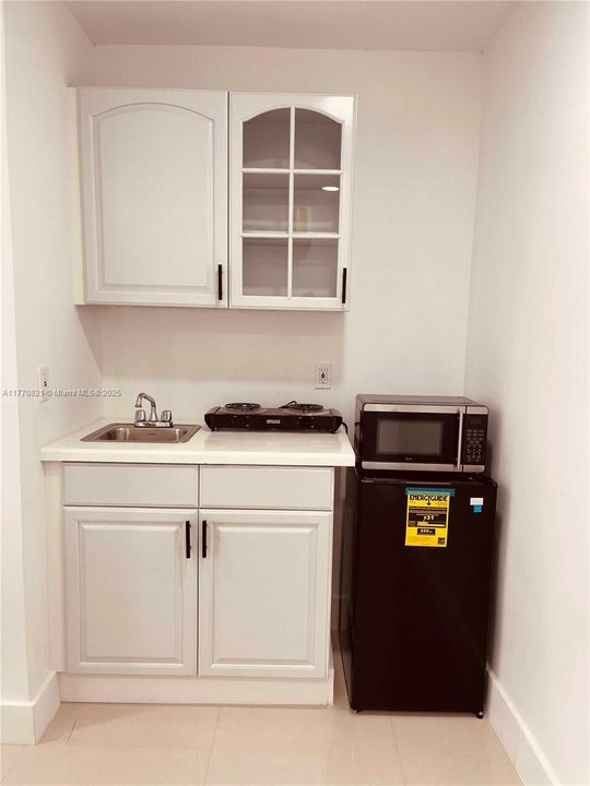 Недавно арендовано: $1,200 (1 спален, 1 ванн, 500 Квадратных фут)