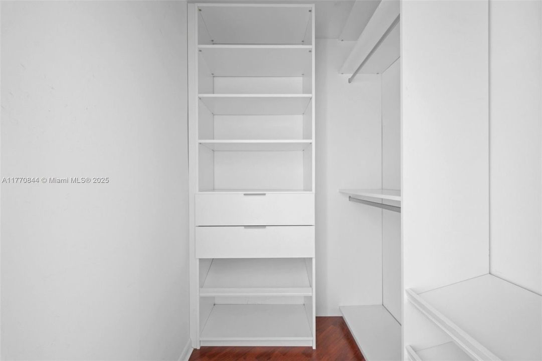 最近租的: $2,500 (2 贝兹, 2 浴室, 1083 平方英尺)