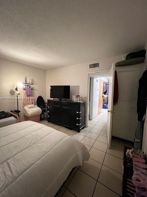 For Sale: $224,900 (1 beds, 1 baths, 695 Square Feet)