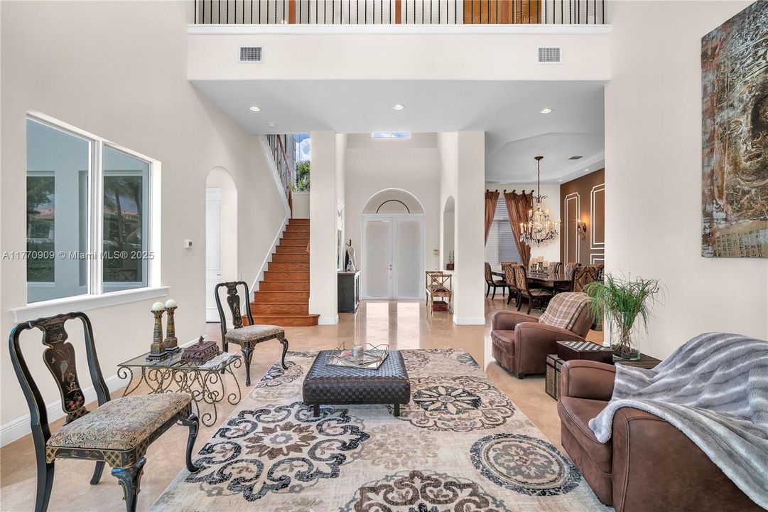 Recently Rented: $13,500 (6 beds, 6 baths, 5224 Square Feet)