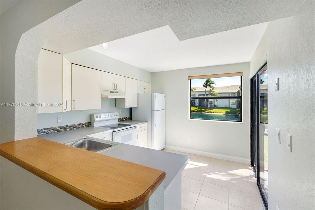 Recently Sold: $265,000 (3 beds, 2 baths, 1195 Square Feet)