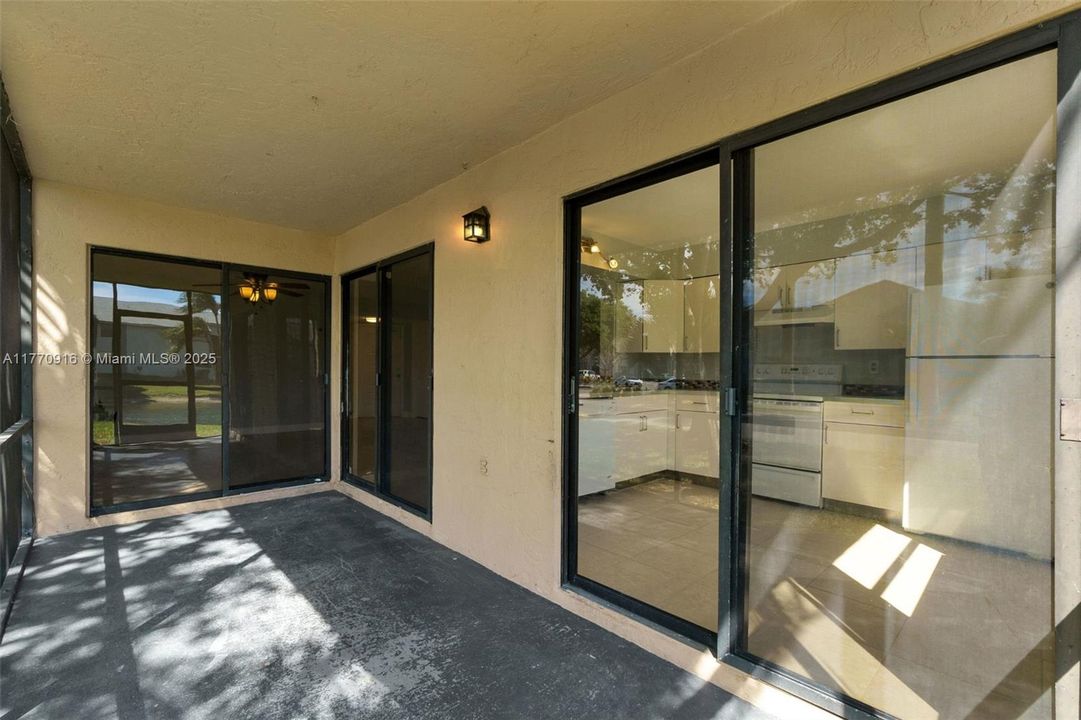 Recently Sold: $265,000 (3 beds, 2 baths, 1195 Square Feet)