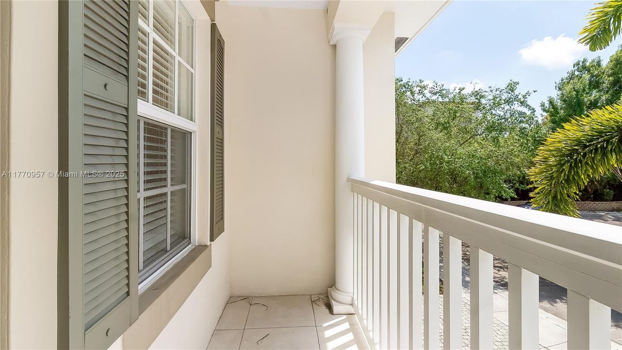 For Sale: $1,195,000 (4 beds, 3 baths, 2757 Square Feet)