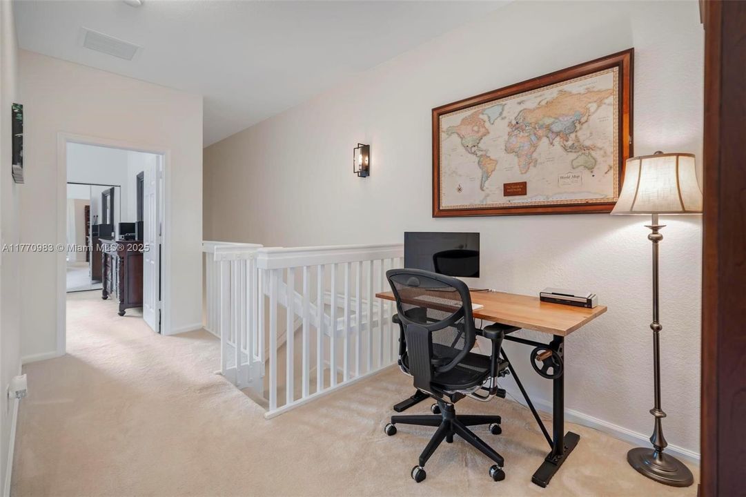 Recently Sold: $520,000 (3 beds, 2 baths, 1980 Square Feet)