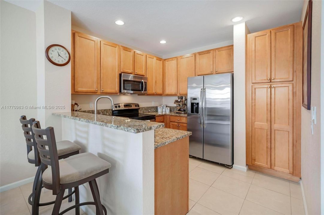 Recently Sold: $520,000 (3 beds, 2 baths, 1980 Square Feet)