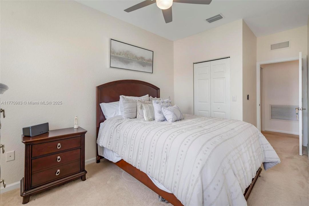 Recently Sold: $520,000 (3 beds, 2 baths, 1980 Square Feet)