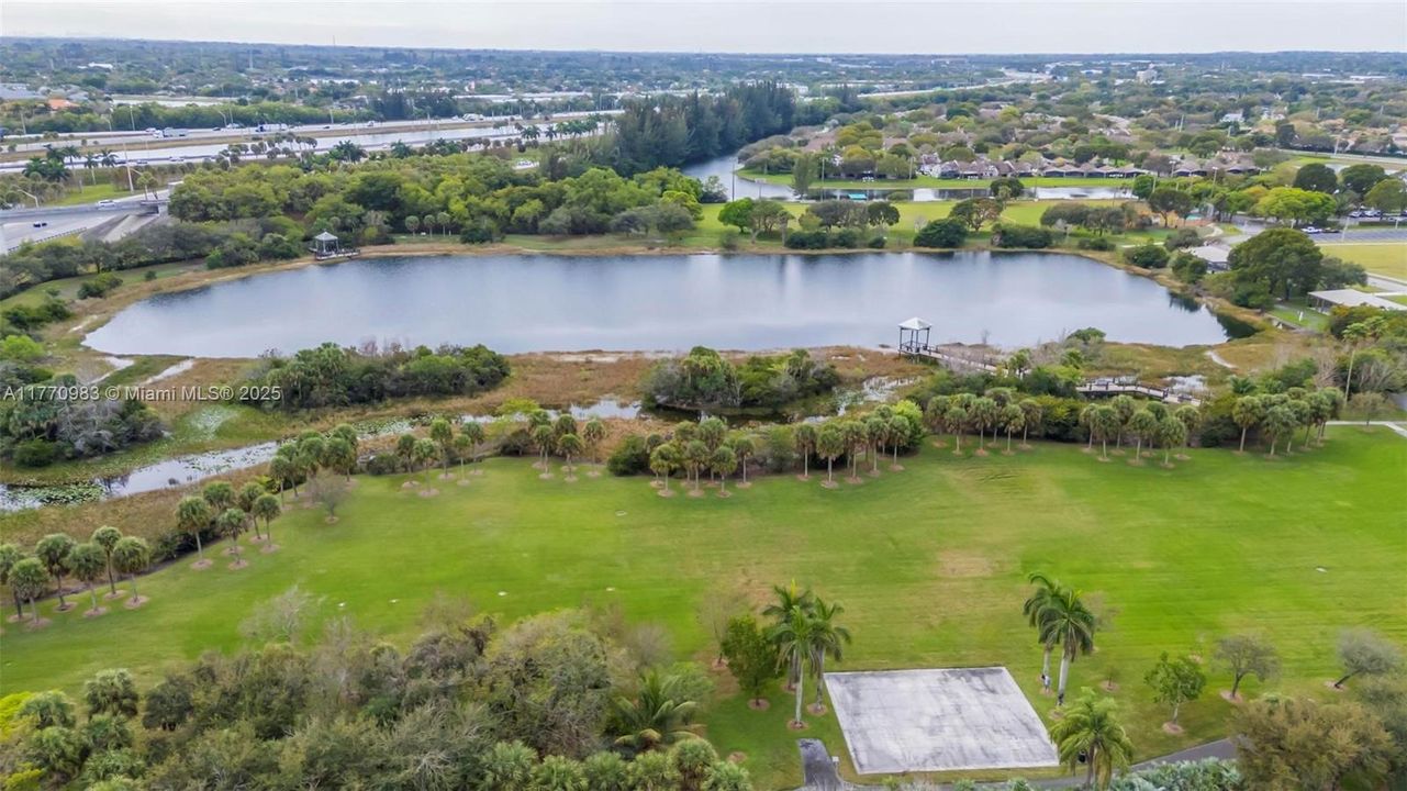 Recently Sold: $520,000 (3 beds, 2 baths, 1980 Square Feet)