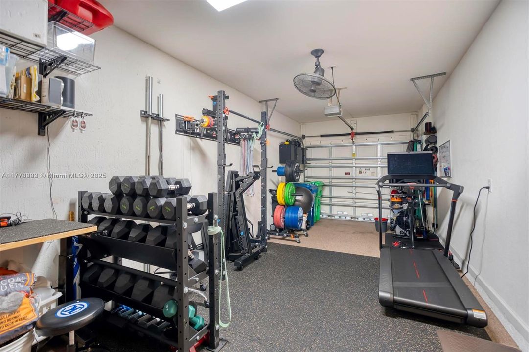 Recently Sold: $520,000 (3 beds, 2 baths, 1980 Square Feet)