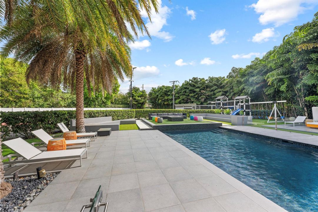 pool view