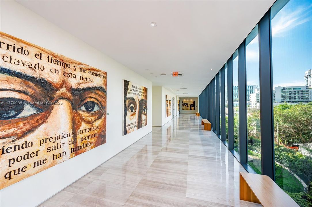 For Sale: $1,290,000 (3 beds, 2 baths, 1395 Square Feet)