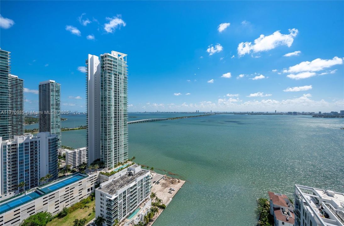 For Sale: $1,290,000 (3 beds, 2 baths, 1395 Square Feet)