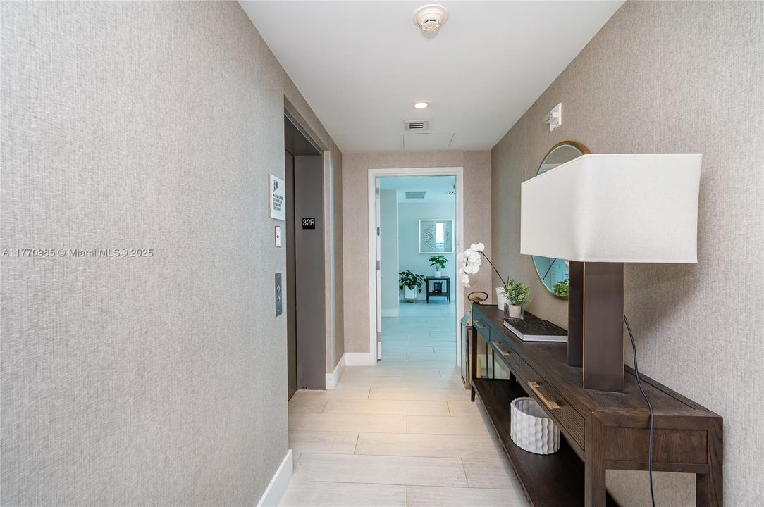 For Sale: $1,290,000 (3 beds, 2 baths, 1395 Square Feet)