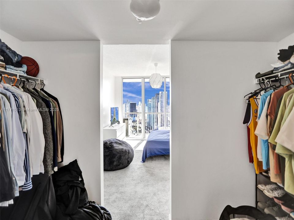 Recently Rented: $2,850 (1 beds, 1 baths, 791 Square Feet)