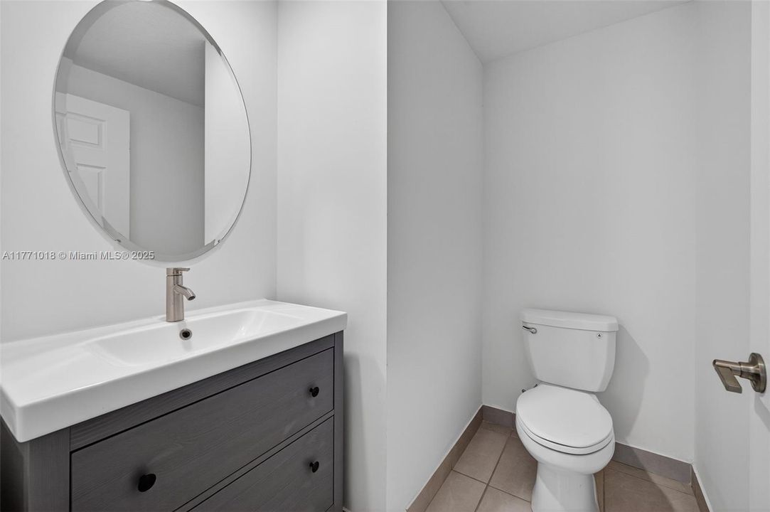 Недавно продано: $535,000 (3 спален, 2 ванн, 1863 Квадратных фут)