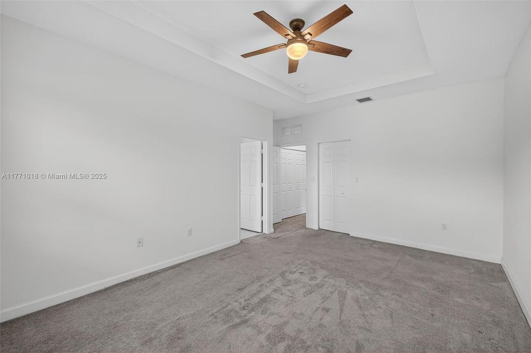 Недавно продано: $535,000 (3 спален, 2 ванн, 1863 Квадратных фут)