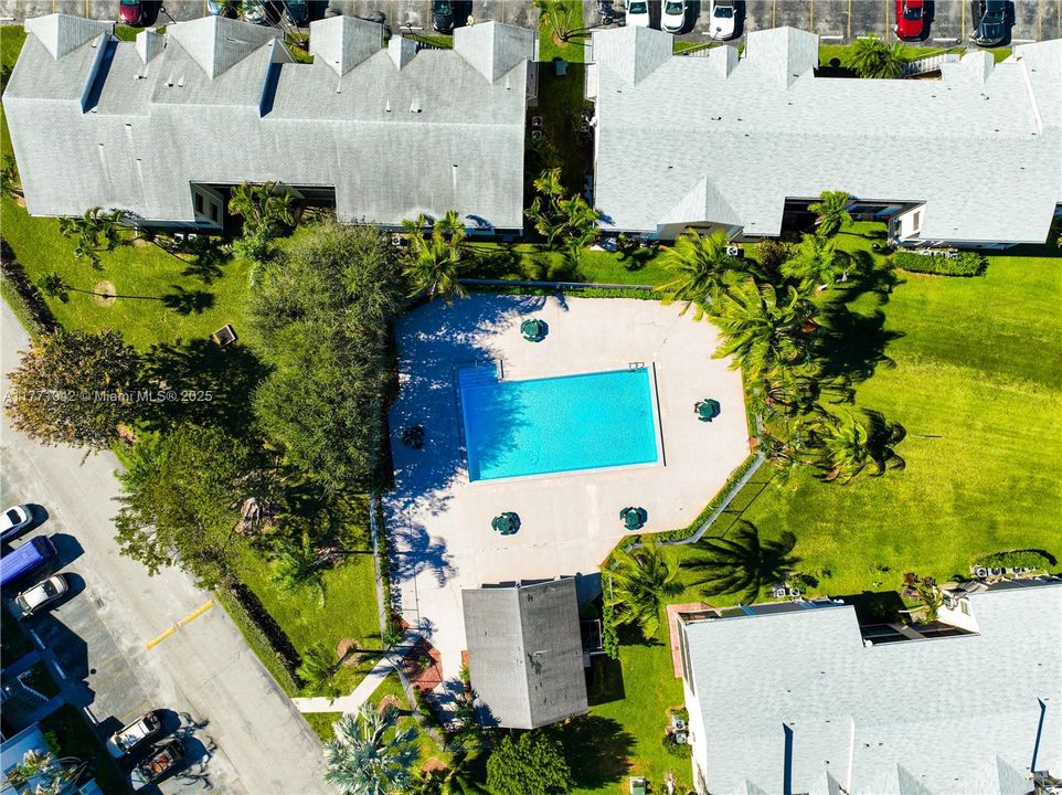 Recently Sold: $215,000 (2 beds, 2 baths, 960 Square Feet)