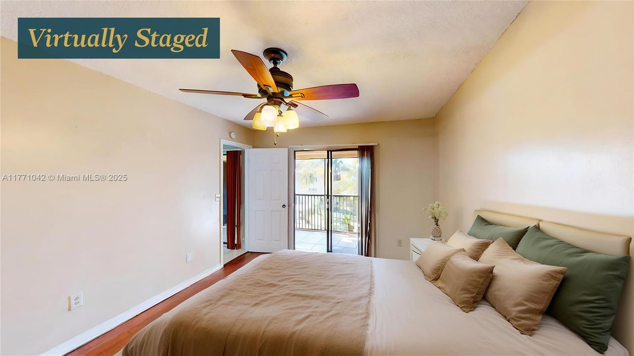 Recently Sold: $215,000 (2 beds, 2 baths, 960 Square Feet)