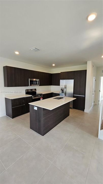 Recently Rented: $3,000 (4 beds, 3 baths, 0 Square Feet)