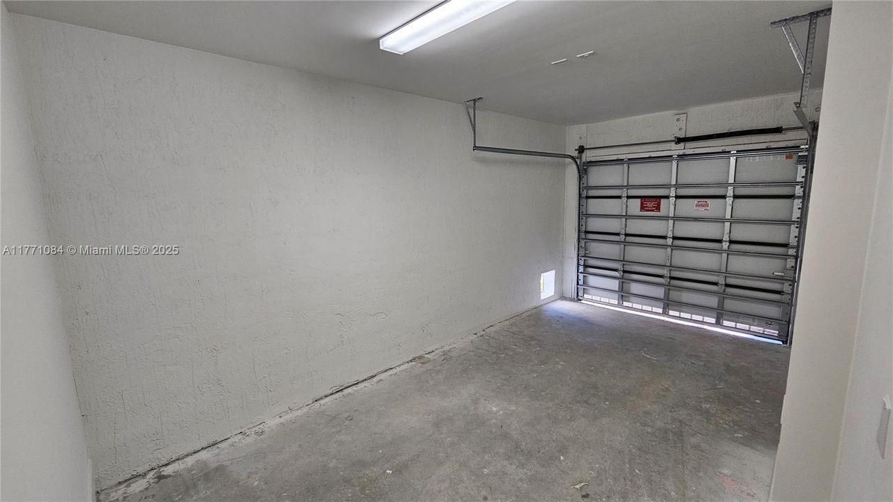 Recently Rented: $3,000 (4 beds, 3 baths, 0 Square Feet)