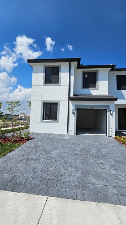 Recently Rented: $3,000 (4 beds, 3 baths, 0 Square Feet)