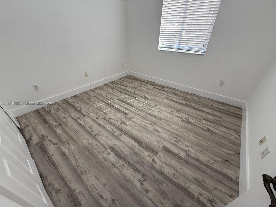 Recently Rented: $4,300 (5 beds, 4 baths, 3567 Square Feet)