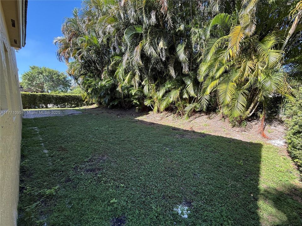 Recently Rented: $4,300 (5 beds, 4 baths, 3567 Square Feet)