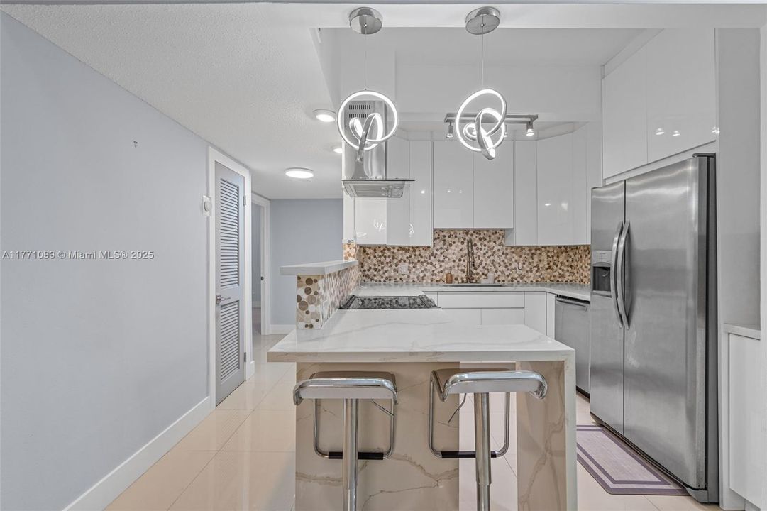 Recently Rented: $2,600 (2 beds, 2 baths, 1149 Square Feet)