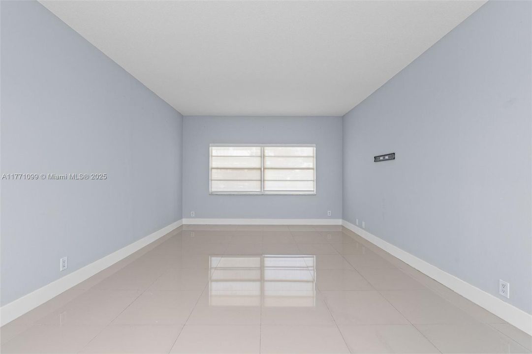 Recently Rented: $2,600 (2 beds, 2 baths, 1149 Square Feet)