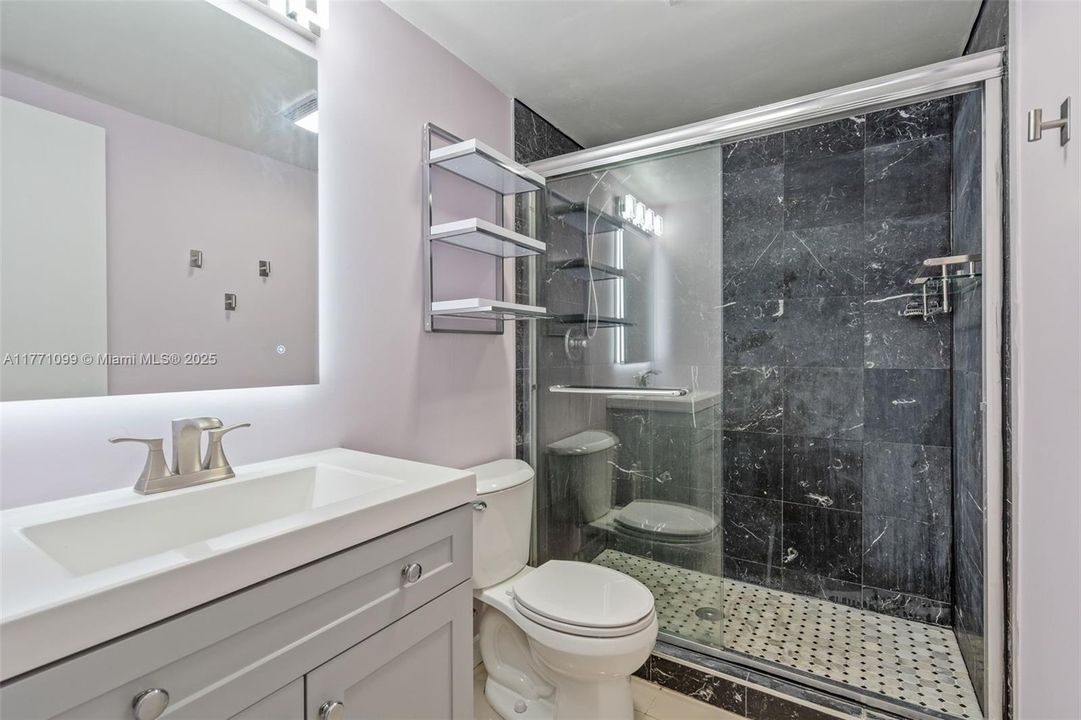 Recently Rented: $2,600 (2 beds, 2 baths, 1149 Square Feet)