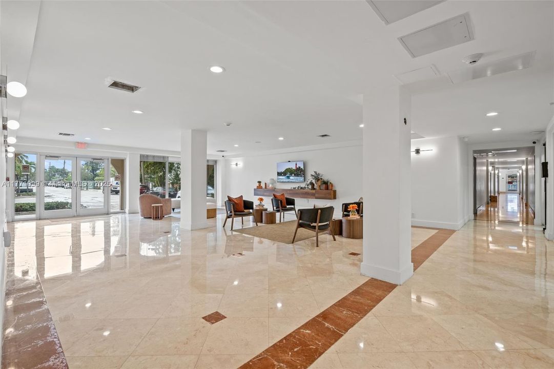 Recently Rented: $2,600 (2 beds, 2 baths, 1149 Square Feet)