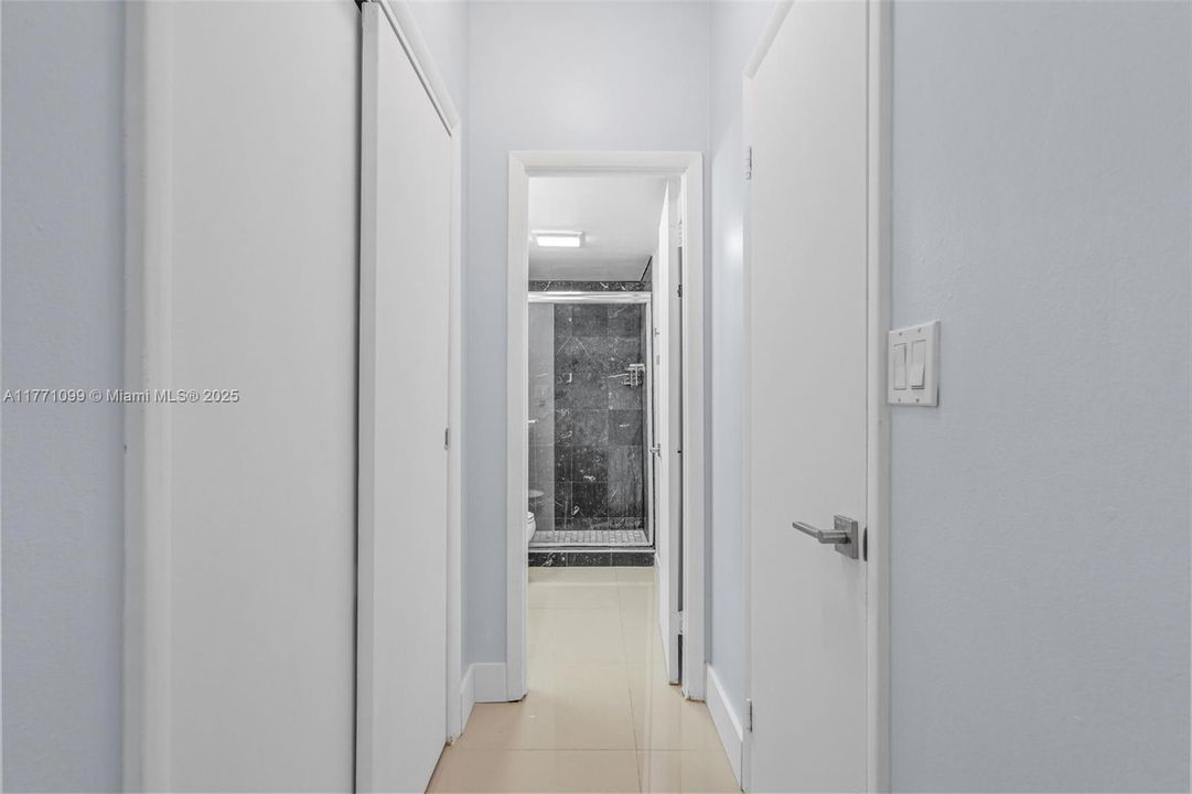 Recently Rented: $2,600 (2 beds, 2 baths, 1149 Square Feet)