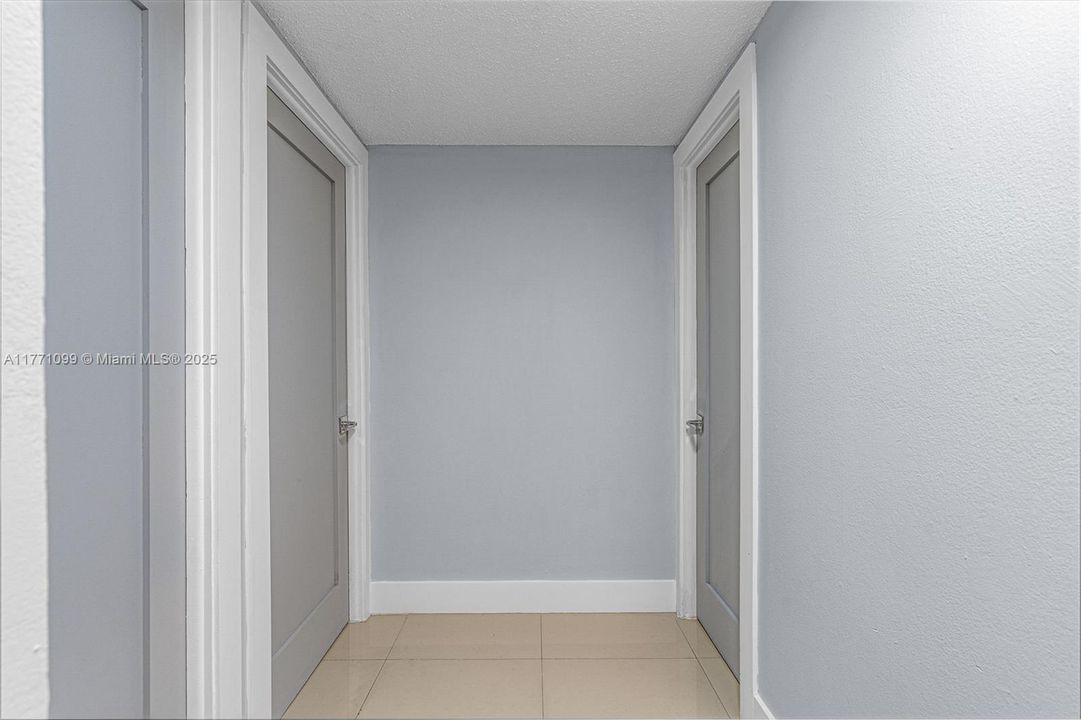 Recently Rented: $2,600 (2 beds, 2 baths, 1149 Square Feet)