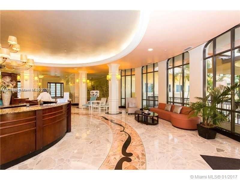 Recently Rented: $1,990 (0 beds, 1 baths, 590 Square Feet)