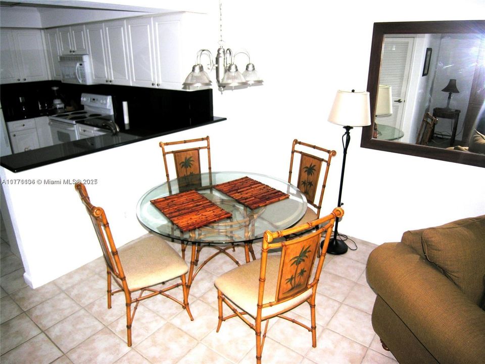 Recently Rented: $1,990 (0 beds, 1 baths, 590 Square Feet)