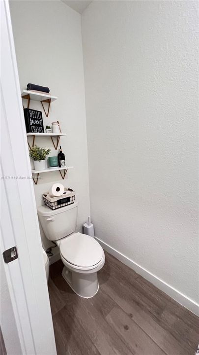 Recently Sold: $319,900 (3 beds, 2 baths, 1302 Square Feet)