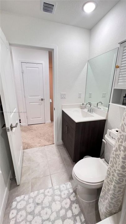 Recently Sold: $319,900 (3 beds, 2 baths, 1302 Square Feet)