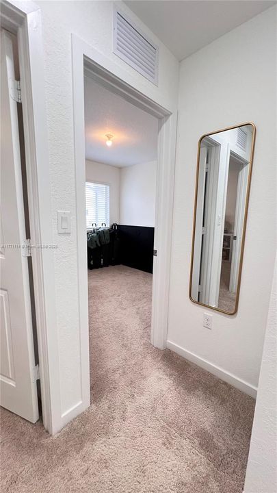 Recently Sold: $319,900 (3 beds, 2 baths, 1302 Square Feet)