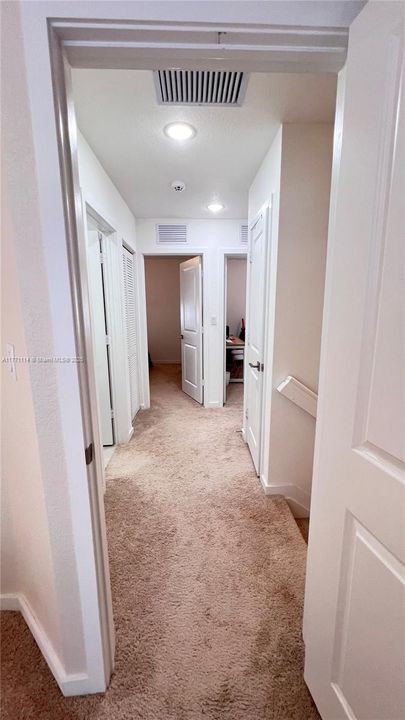 Recently Sold: $319,900 (3 beds, 2 baths, 1302 Square Feet)