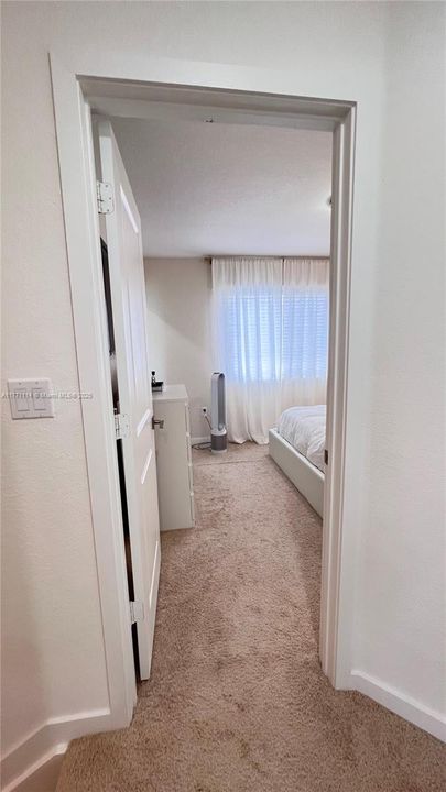 Recently Sold: $319,900 (3 beds, 2 baths, 1302 Square Feet)