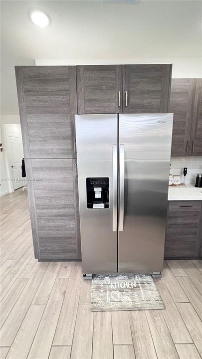 Recently Sold: $319,900 (3 beds, 2 baths, 1302 Square Feet)