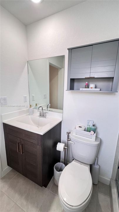 Recently Sold: $319,900 (3 beds, 2 baths, 1302 Square Feet)