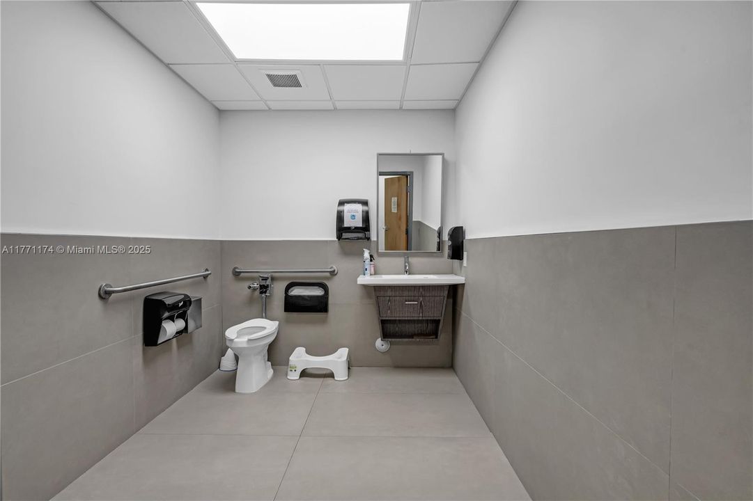 出租: $26 (0 贝兹, 0 浴室, 0 平方英尺)