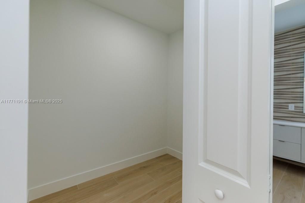 最近售出: $430,000 (4 贝兹, 2 浴室, 0 平方英尺)