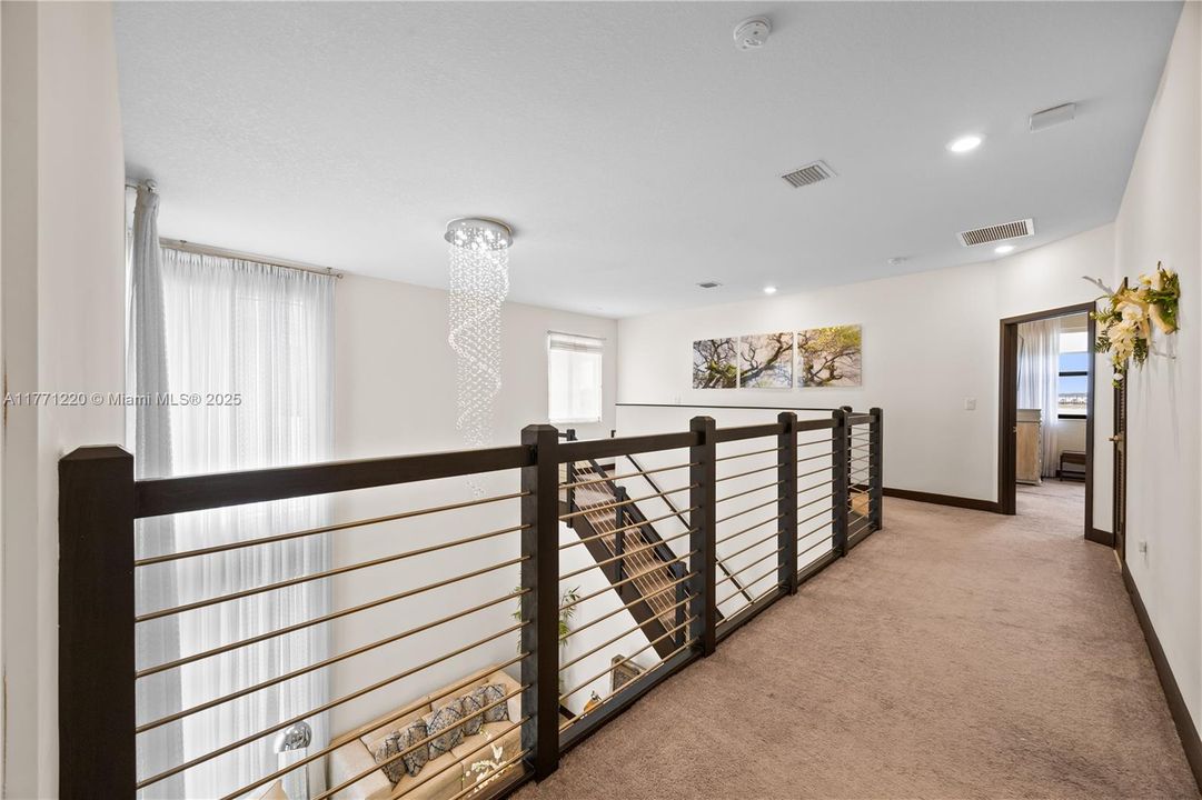 For Sale: $1,180,000 (4 beds, 3 baths, 2582 Square Feet)