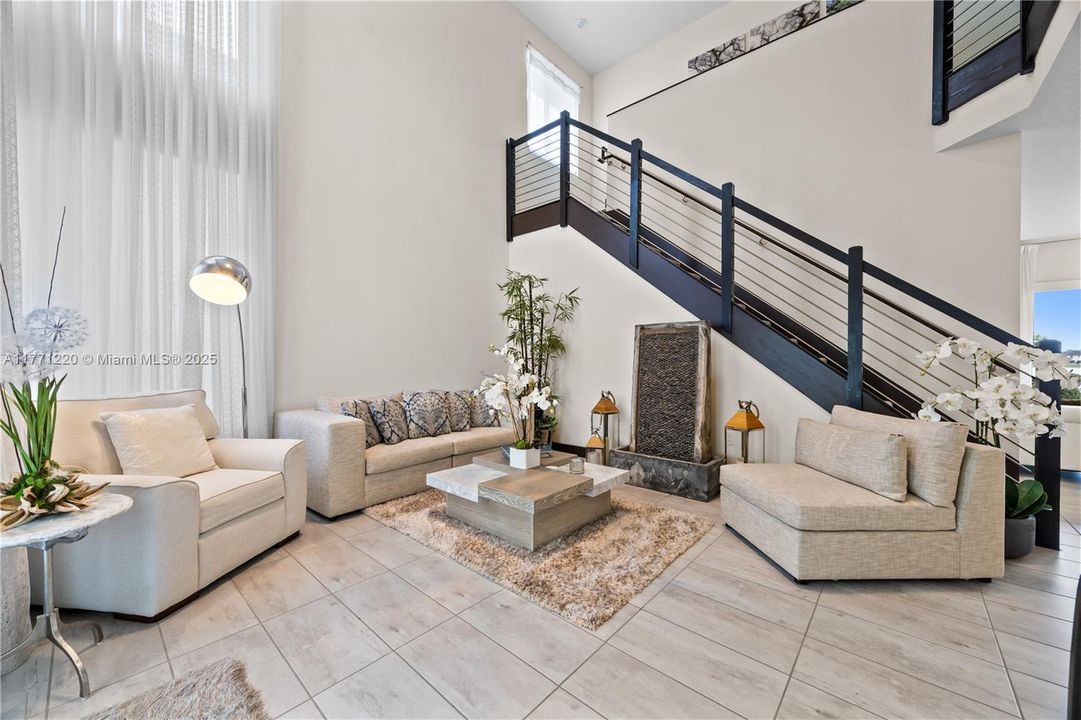 For Sale: $1,180,000 (4 beds, 3 baths, 2582 Square Feet)