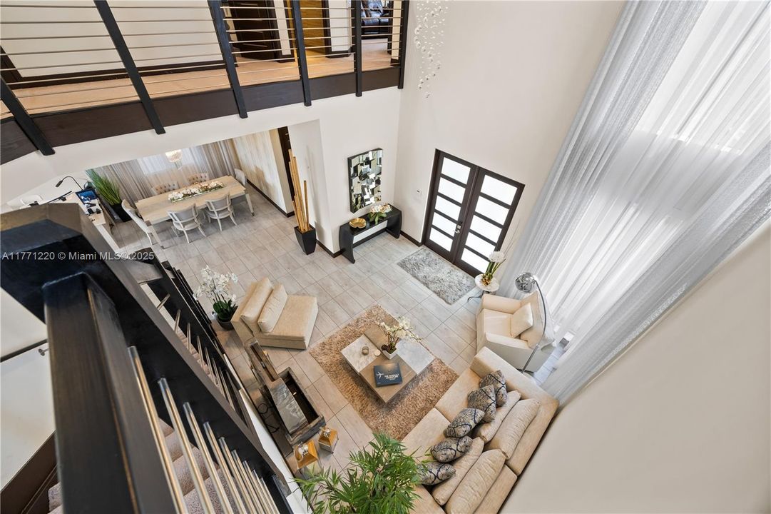 For Sale: $1,180,000 (4 beds, 3 baths, 2582 Square Feet)