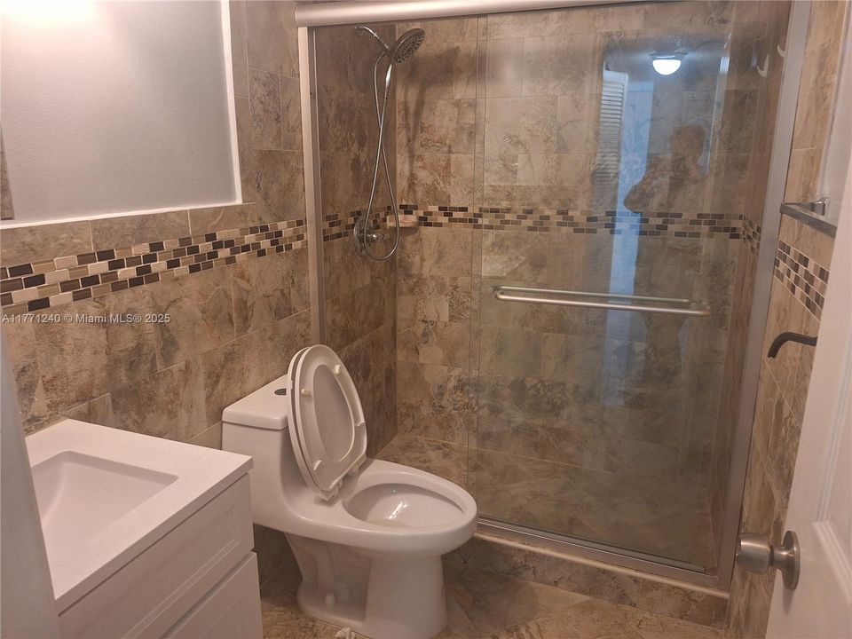 Vendido Recientemente: $265,000 (2 camas, 2 baños, 1000 Pies cuadrados)